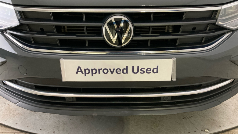 Volkswagen Tiguan 1.5 TSI 150 Life 5dr Petrol Estate